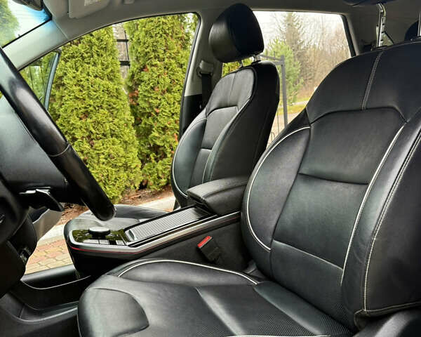 Синій Кіа Niro, об'ємом двигуна 0 л та пробігом 87 тис. км за 18999 $, фото 18 на Automoto.ua