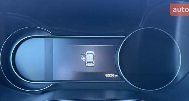 Синій Кіа Niro, об'ємом двигуна 0 л та пробігом 82 тис. км за 18950 $, фото 71 на Automoto.ua
