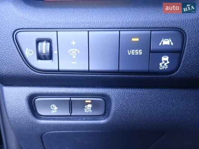 Синий Киа Niro, объемом двигателя 0 л и пробегом 101 тыс. км за 20950 $, фото 38 на Automoto.ua