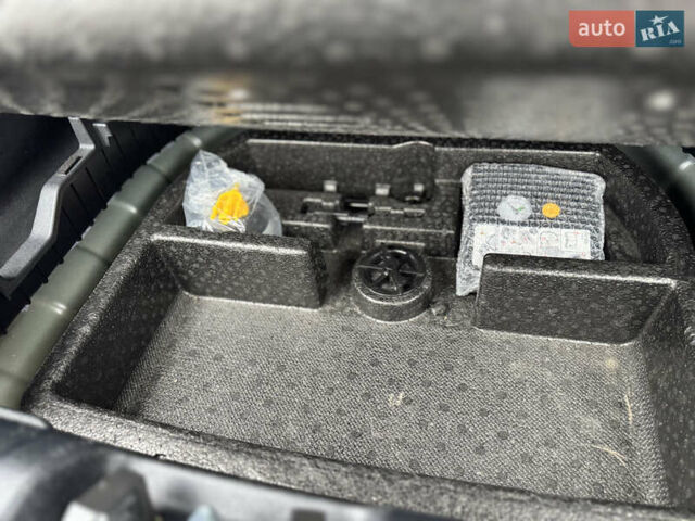 Синий Киа Niro, объемом двигателя 0 л и пробегом 147 тыс. км за 19500 $, фото 50 на Automoto.ua