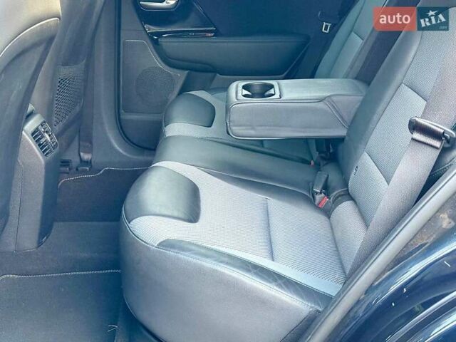 Синій Кіа Niro, об'ємом двигуна 0 л та пробігом 69 тис. км за 19999 $, фото 18 на Automoto.ua