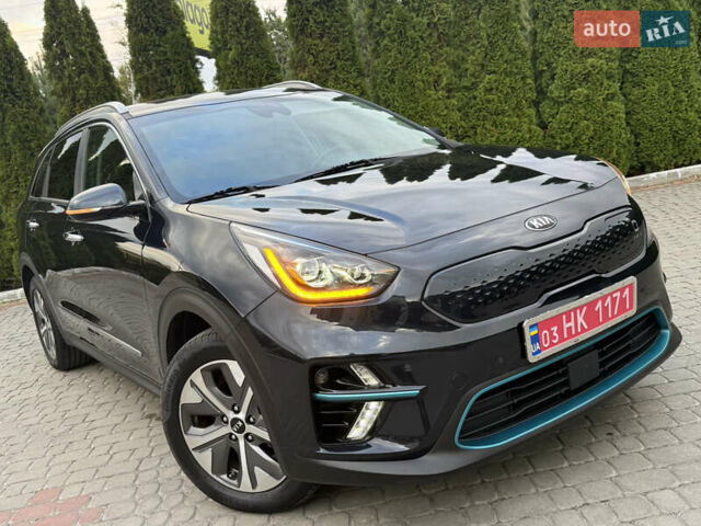 Синий Киа Niro, объемом двигателя 0 л и пробегом 88 тыс. км за 20999 $, фото 6 на Automoto.ua