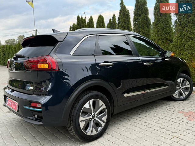 Синий Киа Niro, объемом двигателя 0 л и пробегом 88 тыс. км за 20999 $, фото 13 на Automoto.ua