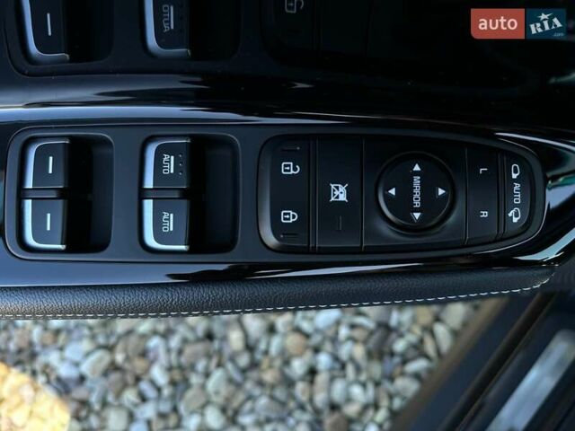 Синий Киа Niro, объемом двигателя 0 л и пробегом 45 тыс. км за 23700 $, фото 4 на Automoto.ua