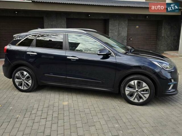Синий Киа Niro, объемом двигателя 0 л и пробегом 138 тыс. км за 18799 $, фото 12 на Automoto.ua