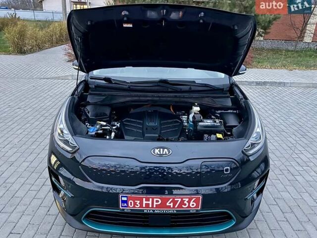 Синій Кіа Niro, об'ємом двигуна 0 л та пробігом 84 тис. км за 19450 $, фото 102 на Automoto.ua