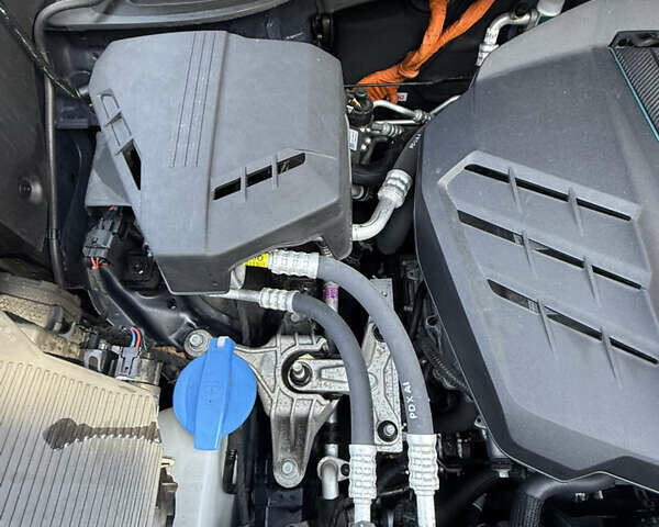 Синий Киа Niro, объемом двигателя 0 л и пробегом 83 тыс. км за 19999 $, фото 39 на Automoto.ua