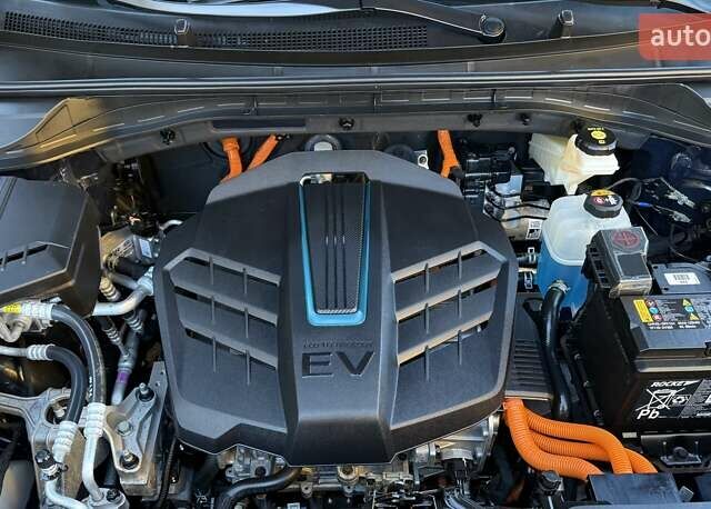 Синій Кіа Niro, об'ємом двигуна 0 л та пробігом 82 тис. км за 18950 $, фото 31 на Automoto.ua