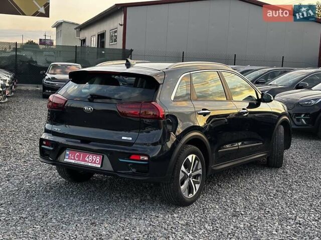 Синій Кіа Niro, об'ємом двигуна 0 л та пробігом 112 тис. км за 18800 $, фото 7 на Automoto.ua