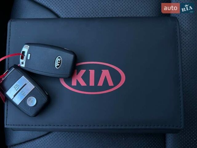 Синий Киа Niro, объемом двигателя 0 л и пробегом 45 тыс. км за 23700 $, фото 71 на Automoto.ua