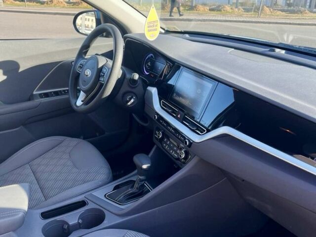 Синий Киа Niro, объемом двигателя 1.6 л и пробегом 37 тыс. км за 21500 $, фото 6 на Automoto.ua