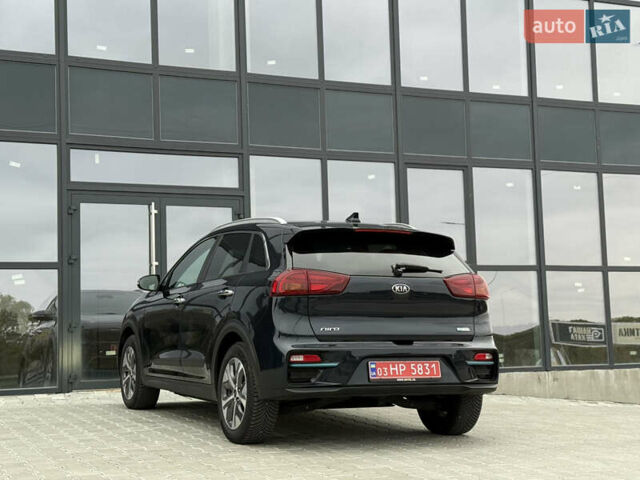 Синій Кіа Niro, об'ємом двигуна 0 л та пробігом 124 тис. км за 19950 $, фото 20 на Automoto.ua