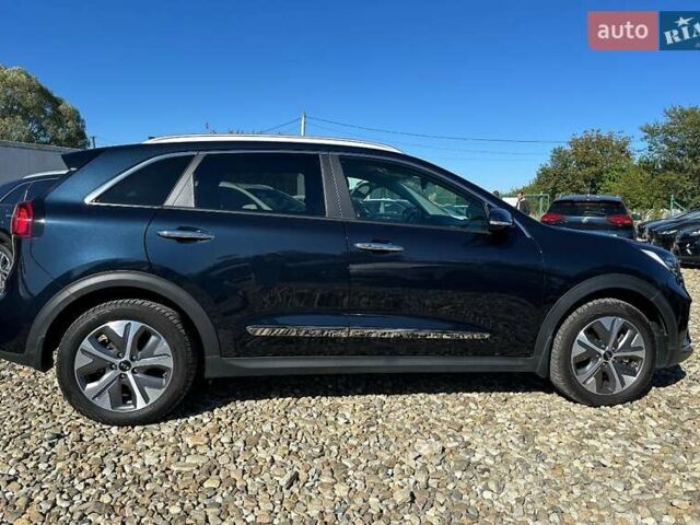 Синий Киа Niro, объемом двигателя 0 л и пробегом 45 тыс. км за 23700 $, фото 25 на Automoto.ua