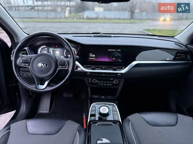Синий Киа Niro, объемом двигателя 0 л и пробегом 138 тыс. км за 18500 $, фото 23 на Automoto.ua