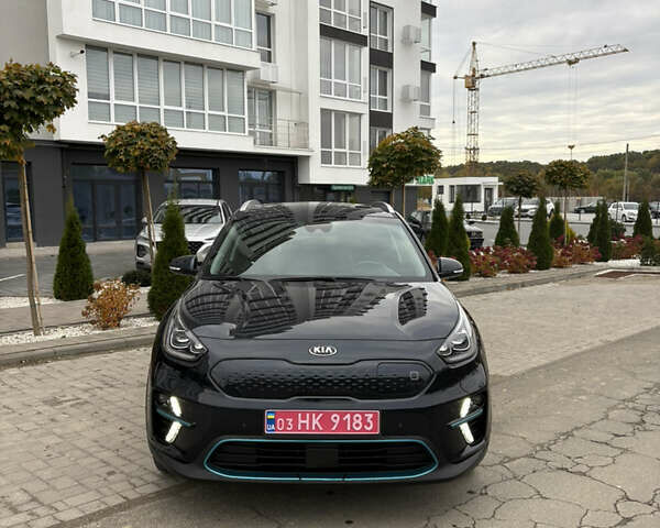 Киа Niro 2021 в Трускавце на Automoto.ua Синий Киа Niro, объемом двигателя 0 л и пробегом 45 тыс. км за 23200 $, фото 7 на Automoto.ua