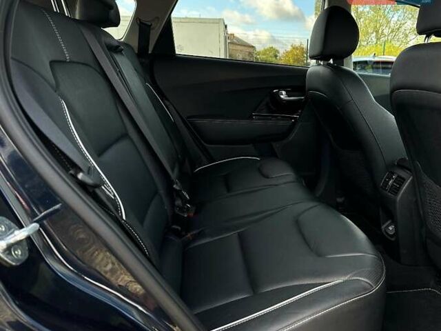 Синий Киа Niro, объемом двигателя 0 л и пробегом 57 тыс. км за 23700 $, фото 83 на Automoto.ua