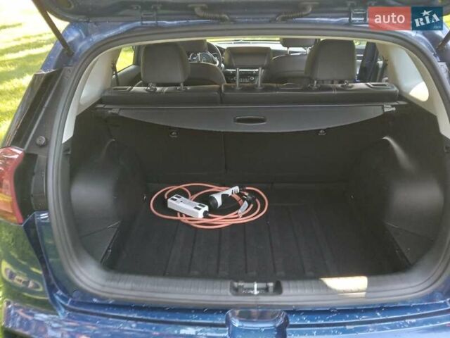 Синий Киа Niro, объемом двигателя 0 л и пробегом 49 тыс. км за 16980 $, фото 35 на Automoto.ua