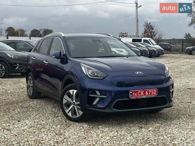 Синий Киа Niro, объемом двигателя 0 л и пробегом 60 тыс. км за 21999 $, фото 6 на Automoto.ua