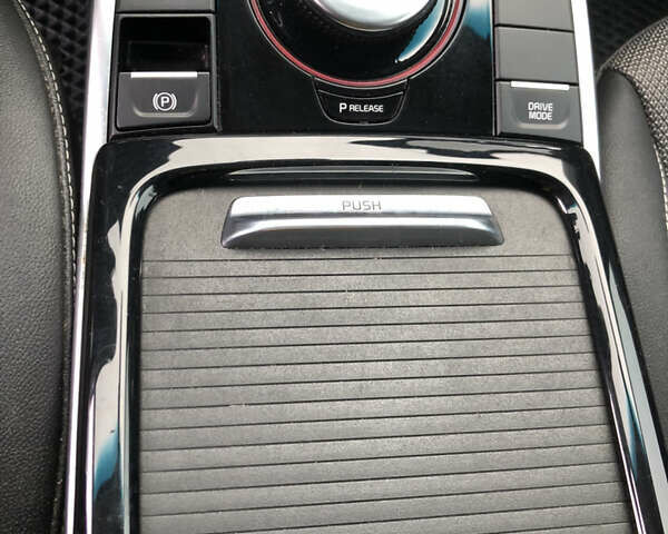 Синій Кіа Niro, об'ємом двигуна 0 л та пробігом 85 тис. км за 21850 $, фото 22 на Automoto.ua