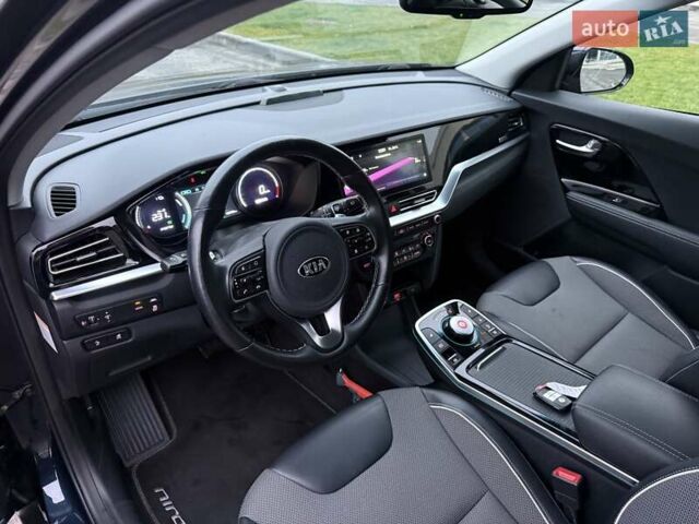 Синій Кіа Niro, об'ємом двигуна 0 л та пробігом 138 тис. км за 18900 $, фото 15 на Automoto.ua