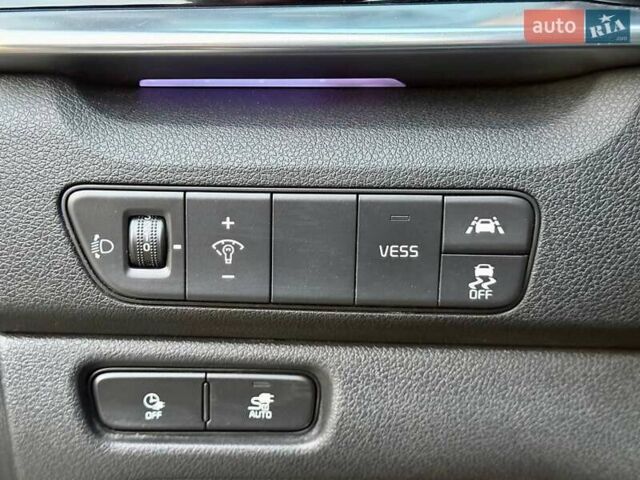 Синій Кіа Niro, об'ємом двигуна 0 л та пробігом 69 тис. км за 19999 $, фото 12 на Automoto.ua