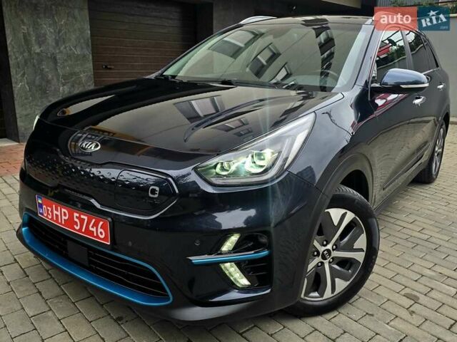 Синий Киа Niro, объемом двигателя 0 л и пробегом 139 тыс. км за 18950 $, фото 1 на Automoto.ua