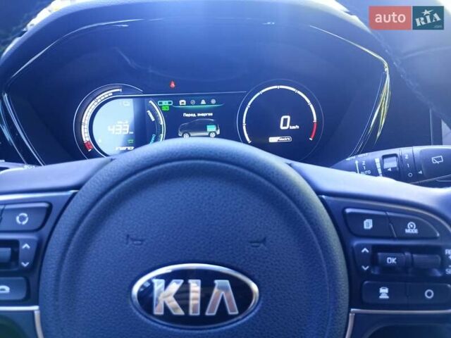 Синий Киа Niro, объемом двигателя 0 л и пробегом 101 тыс. км за 20950 $, фото 50 на Automoto.ua