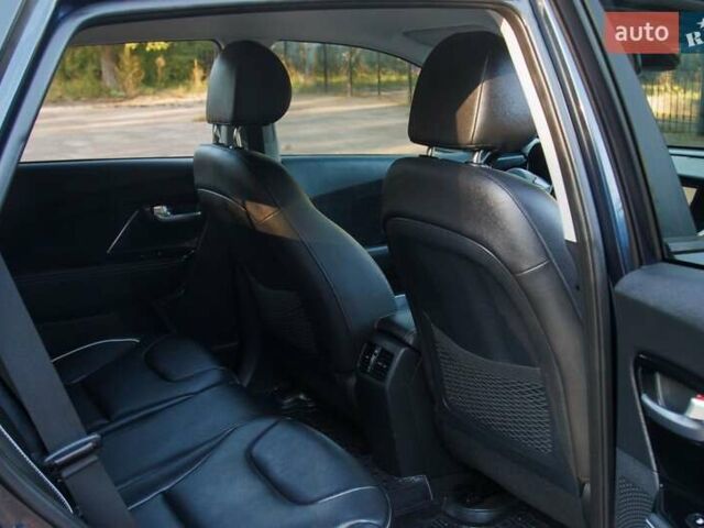 Синий Киа Niro, объемом двигателя 0 л и пробегом 125 тыс. км за 18950 $, фото 74 на Automoto.ua