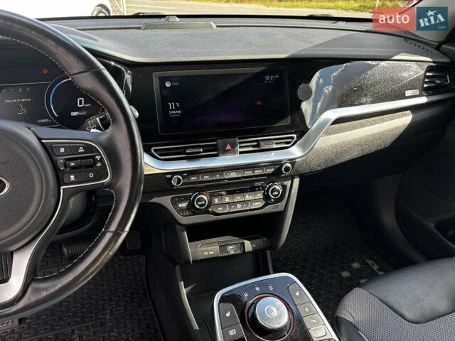 Синий Киа Niro, объемом двигателя 0 л и пробегом 110 тыс. км за 21650 $, фото 22 на Automoto.ua
