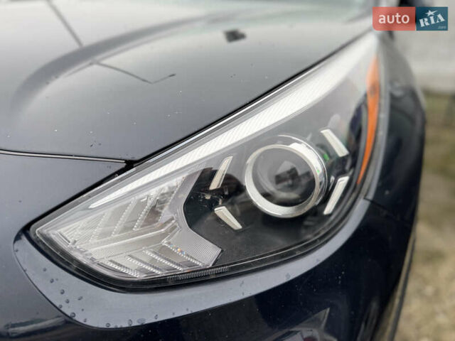 Синій Кіа Niro, об'ємом двигуна 0 л та пробігом 67 тис. км за 19000 $, фото 36 на Automoto.ua