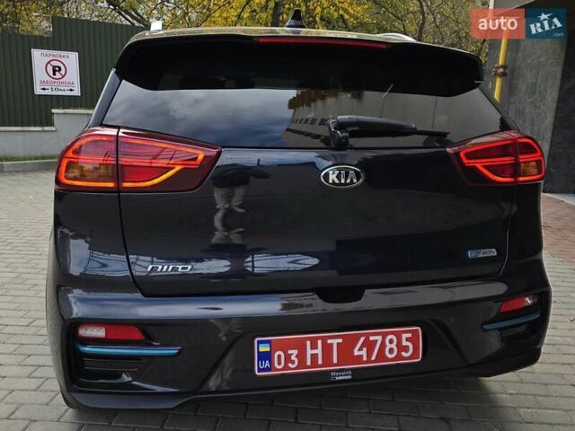 Синий Киа Niro, объемом двигателя 0 л и пробегом 138 тыс. км за 18799 $, фото 7 на Automoto.ua