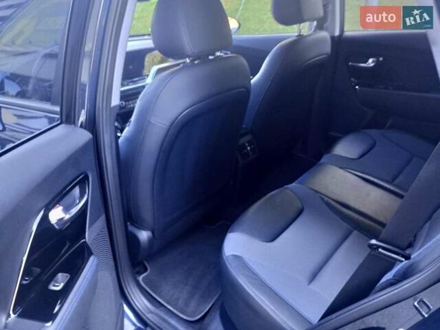Синий Киа Niro, объемом двигателя 0 л и пробегом 101 тыс. км за 20950 $, фото 35 на Automoto.ua