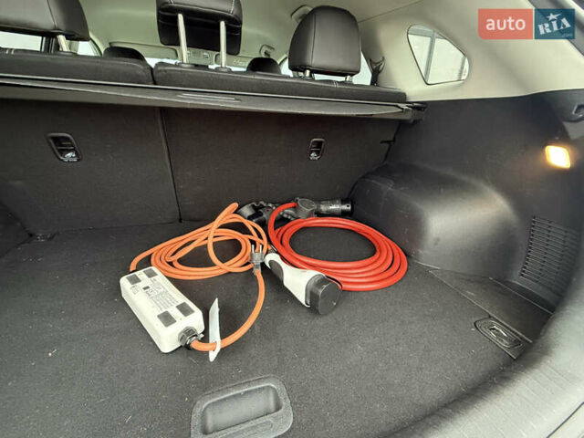 Синій Кіа Niro, об'ємом двигуна 0 л та пробігом 124 тис. км за 19950 $, фото 69 на Automoto.ua
