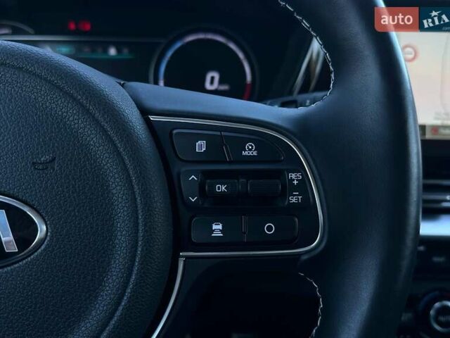 Синий Киа Niro, объемом двигателя 0 л и пробегом 45 тыс. км за 23700 $, фото 6 на Automoto.ua