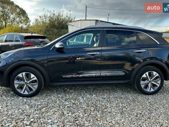 Синій Кіа Niro, об'ємом двигуна 0 л та пробігом 62 тис. км за 24600 $, фото 30 на Automoto.ua