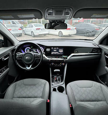 Синій Кіа Niro, об'ємом двигуна 1.58 л та пробігом 68 тис. км за 19500 $, фото 12 на Automoto.ua