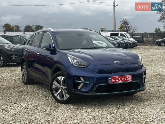 Синий Киа Niro, объемом двигателя 0 л и пробегом 60 тыс. км за 21999 $, фото 5 на Automoto.ua