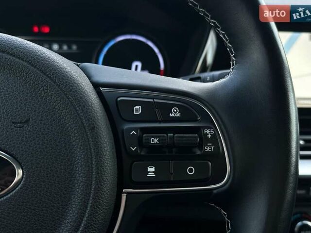 Синий Киа Niro, объемом двигателя 0 л и пробегом 62 тыс. км за 23600 $, фото 10 на Automoto.ua