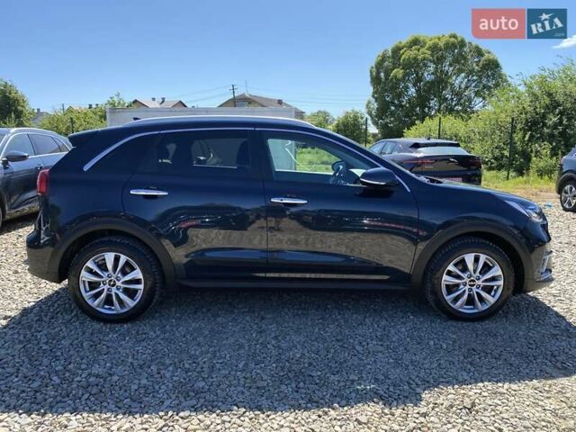 Синий Киа Niro, объемом двигателя 0 л и пробегом 105 тыс. км за 21500 $, фото 14 на Automoto.ua