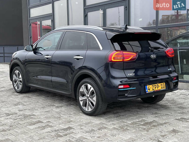 Синій Кіа Niro, об'ємом двигуна 0 л та пробігом 112 тис. км за 20800 $, фото 10 на Automoto.ua