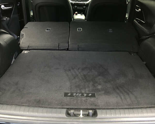 Синій Кіа Niro, об'ємом двигуна 0 л та пробігом 85 тис. км за 21850 $, фото 40 на Automoto.ua