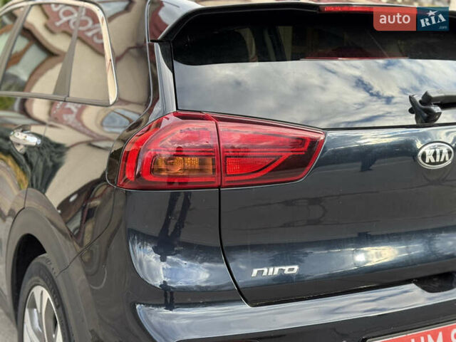 Синій Кіа Niro, об'ємом двигуна 0 л та пробігом 136 тис. км за 19350 $, фото 18 на Automoto.ua