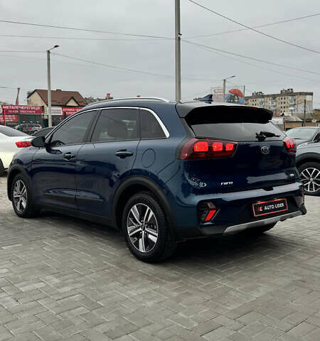 Синій Кіа Niro, об'ємом двигуна 1.58 л та пробігом 68 тис. км за 19500 $, фото 3 на Automoto.ua