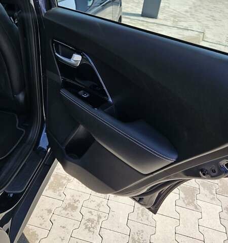 Синий Киа Niro, объемом двигателя 0 л и пробегом 101 тыс. км за 18200 $, фото 17 на Automoto.ua