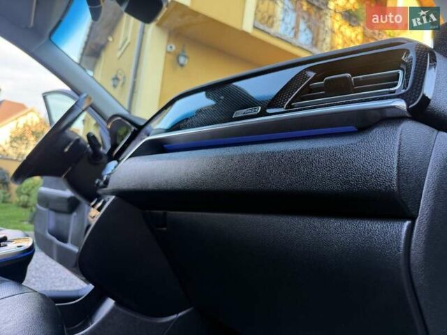 Синий Киа Niro, объемом двигателя 0 л и пробегом 138 тыс. км за 18950 $, фото 64 на Automoto.ua