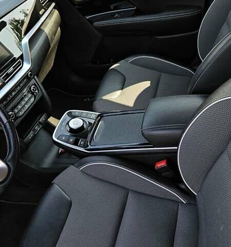 Синий Киа Niro, объемом двигателя 0 л и пробегом 101 тыс. км за 18200 $, фото 4 на Automoto.ua