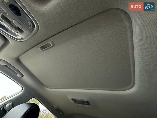 Синій Кіа Niro, об'ємом двигуна 0 л та пробігом 57 тис. км за 24700 $, фото 6 на Automoto.ua