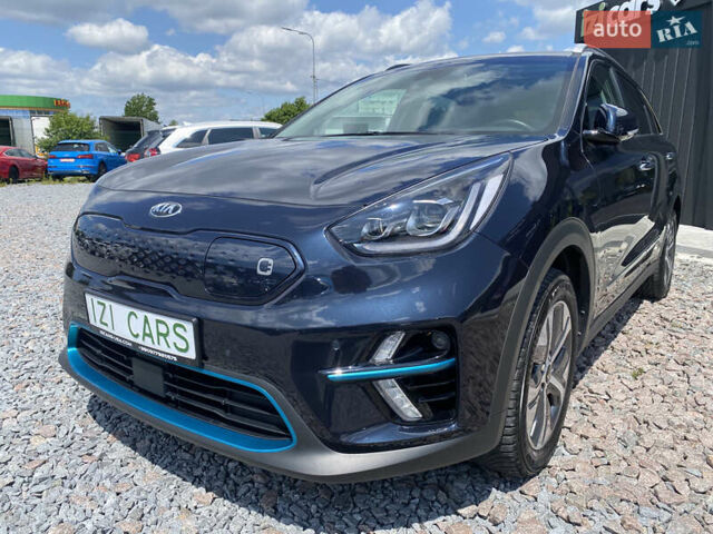Синий Киа Niro, объемом двигателя 0 л и пробегом 96 тыс. км за 20700 $, фото 3 на Automoto.ua