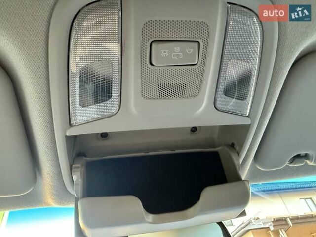 Синий Киа Niro, объемом двигателя 0 л и пробегом 138 тыс. км за 18950 $, фото 93 на Automoto.ua