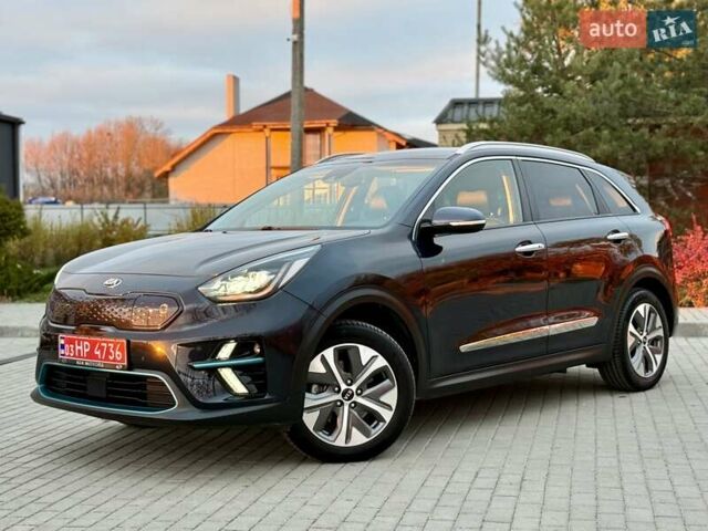 Синій Кіа Niro, об'ємом двигуна 0 л та пробігом 84 тис. км за 19450 $, фото 9 на Automoto.ua